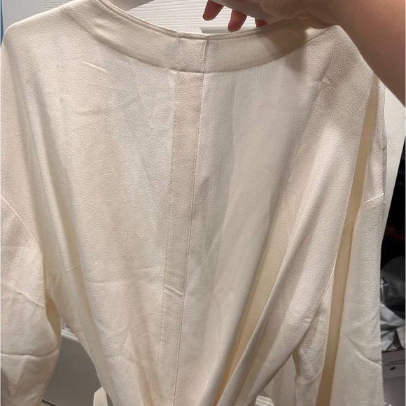 NWT Theory elevated wrap too sz M - Picture 6 of 7